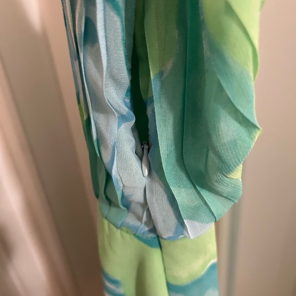 ASOS Curve Blue and Green Floral Midi Dress - Picture 3 of 4